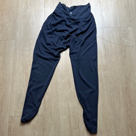 FREE PEOPLE MOVEMENT Echo Harem, SIZE XS 0909 - Picture 5 of 7